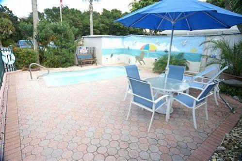 Sandpiper Inn - Florida Лонгбоут-Ки Экстерьер фото